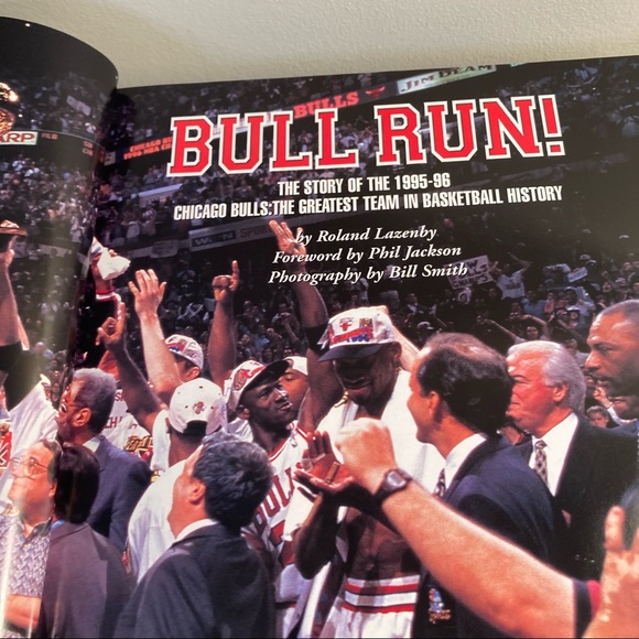 Bull Run- 1995-96 Chicago Bulls Michael Jordan Limited Edition Hardcover Book - Picture 8 of 11